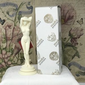 Maska Statues Handmade Alabaster Nude Maiden Statue New in Box Made in Greece
